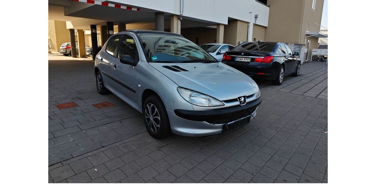 Peugeot 206 170.000 km 1.000 &euro; Nürnberg 90439