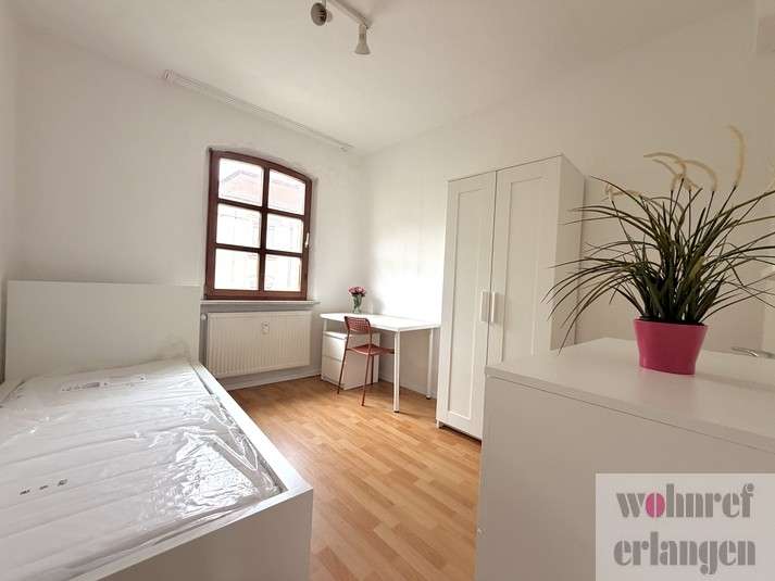 Zimmer Erlangen Buckenhofer Siedlung - 1 Zimmer, 530&euro; | Angebot:27522922