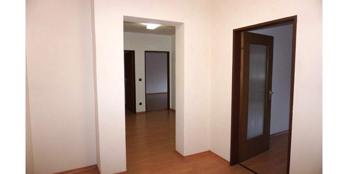 Viel Platz! Helle 4-Zi. ETW mit Balkon in Nbg. - Gleißhammer Wohnung kaufen 4 zimmer