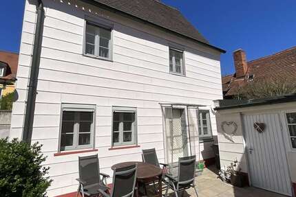 Haus Schwabach - 4 Zimmer, 80 m&sup2;, 329.000&euro; | Angebot:26822364