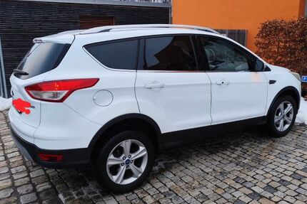 Ford Kuga 118.500 km 8.999 &euro; Fürth 90763