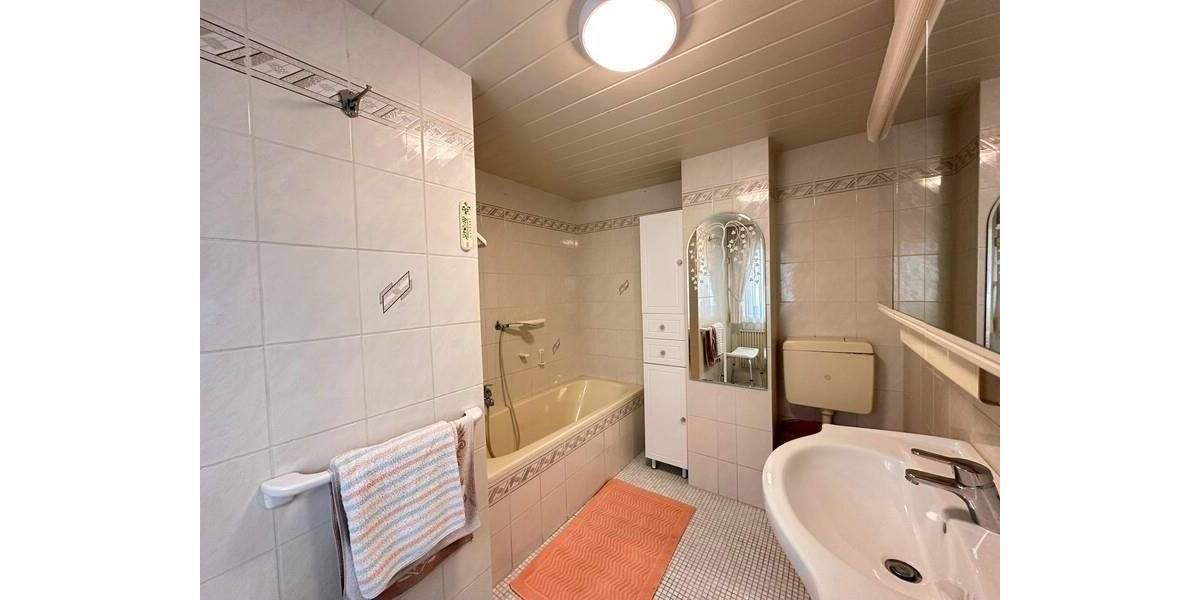 Mehrfamilienhaus, Wohnhaus Röthenbach - 3 Zimmer, 89 m&sup2;, 325.000&euro; | Angebot:25779738