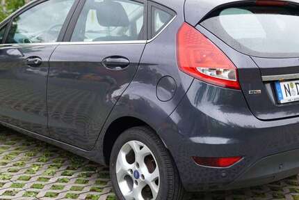 Ford Fiesta 191.000 km 2.999 € Erlangen 91052