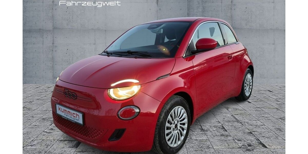 Fiat 500e 17.441 km 15.870 &euro; Fürth 90763