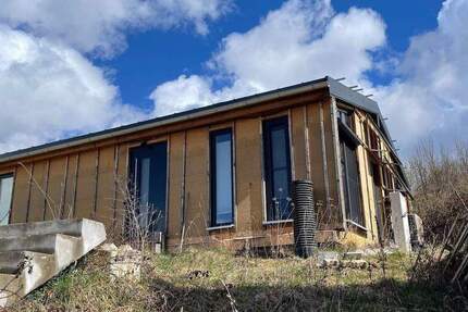 Haus Heroldsbach - 2 Zimmer, 84 m&sup2;, 410.000&euro; | Angebot:26433425
