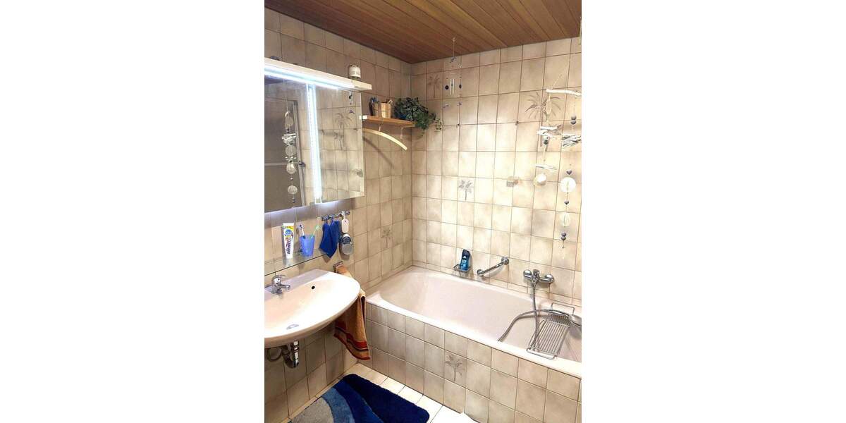 Vermietetes 2-Familienhaus im Nürnberger Süden 7 zimmer