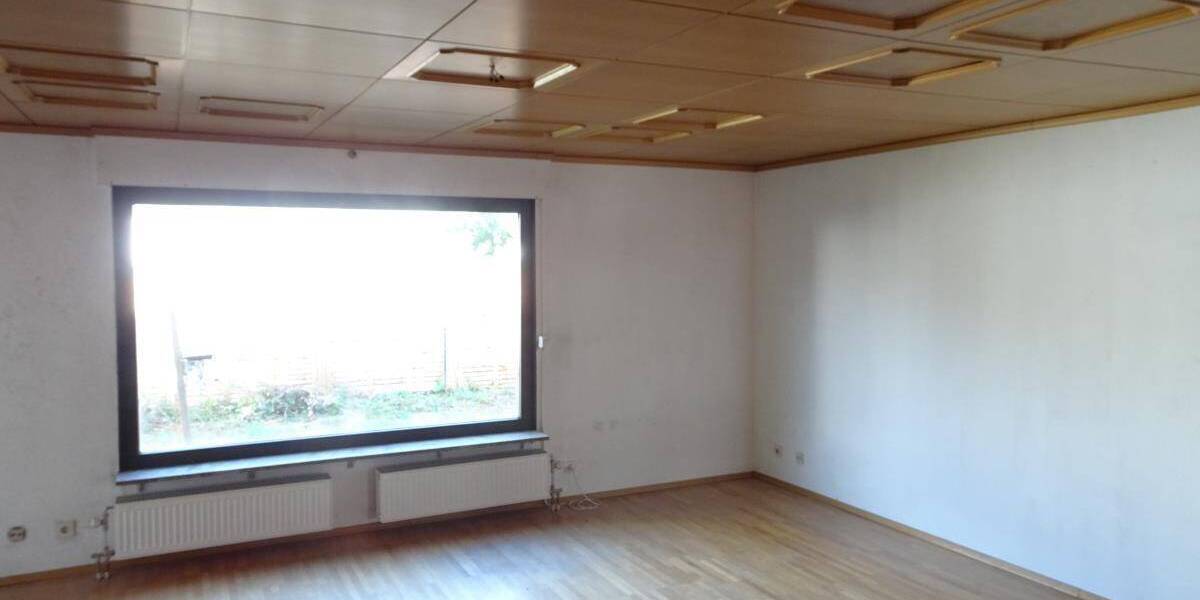 Mehrfamilienhaus, Wohnhaus Herzogenaurach - 8 Zimmer, 171 m&sup2;, 568.000&euro; | Angebot:25779296