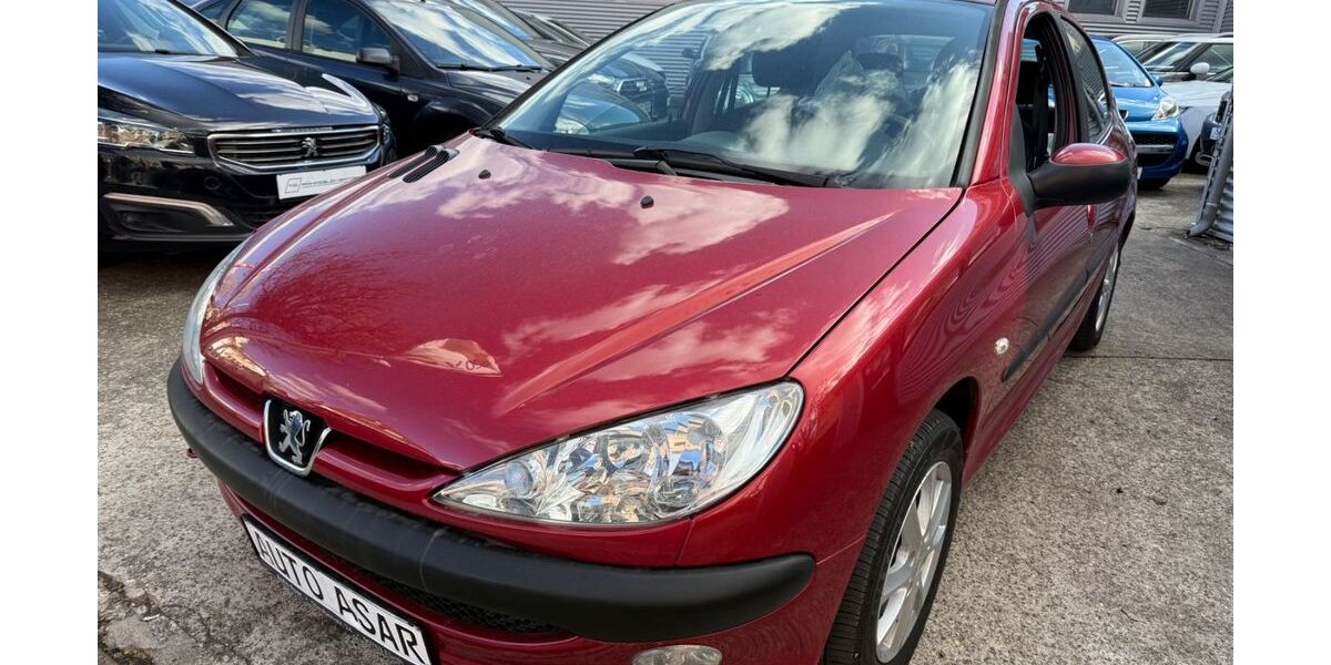 Peugeot 206 124.000 km 1.480 &euro; Fürth 90763