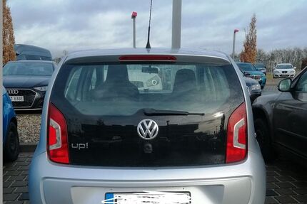 VW up! 99.300 km 3.490 &euro; Fürth 90766