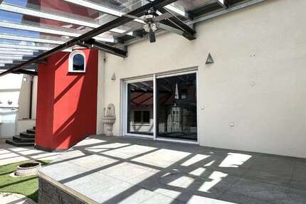 Haus Schwabach - 6 Zimmer, 241 m&sup2;, 990.000&euro; | Angebot:24764135
