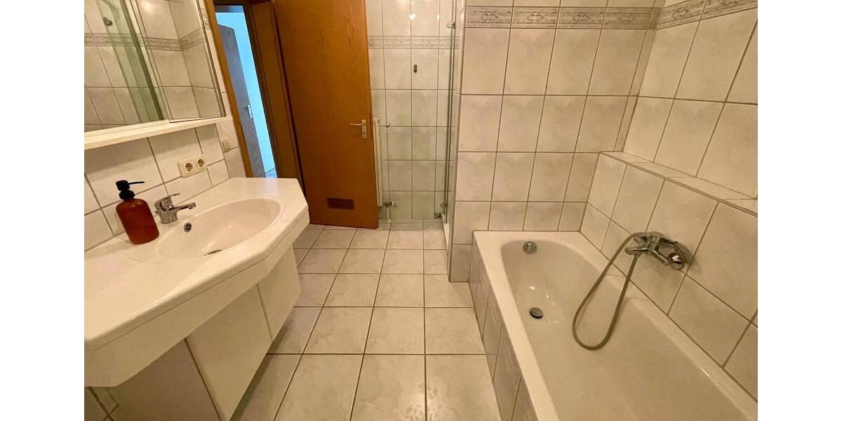 Dachgeschoßwohnung Forchheim - 3 Zimmer, 65 m&sup2;, 239.000&euro; | Angebot:25291790