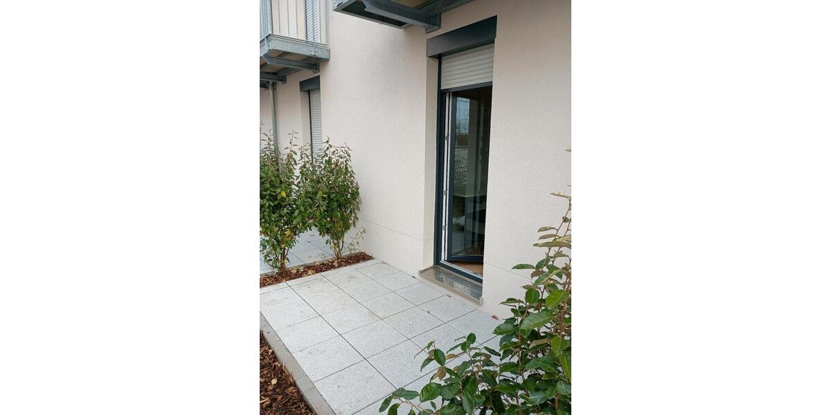 Erstbezug 1-Zimmer Wohnung möbliert Zentrum Strom Internet inkl. 1 zimmer