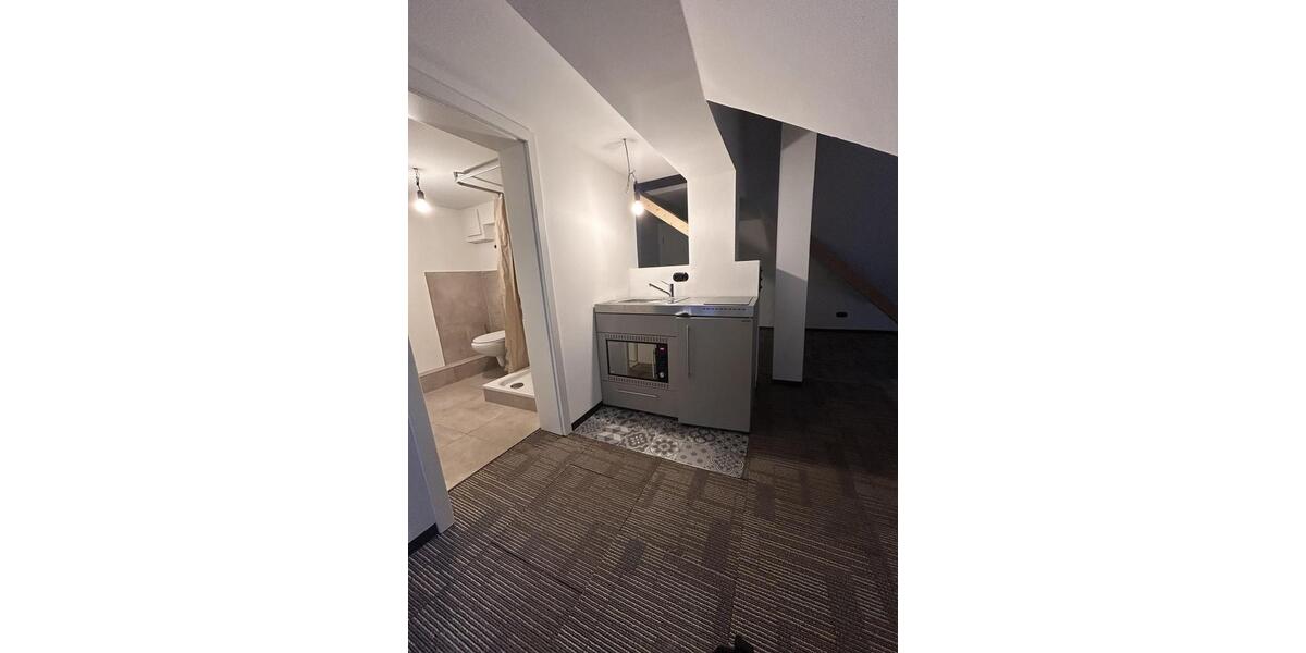 Dachgeschoßwohnung Fürth Altstadt - 1 Zimmer, 37 m&sup2;, 750&euro; | Angebot:25280957