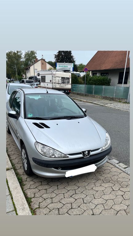 Peugeot 206 69.000 km 1.100 € Cadolzburg 90556