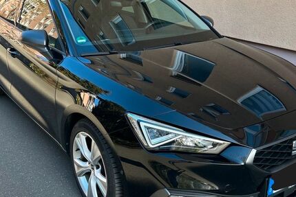 Seat Leon 90.300 km 17.900 &euro; Nürnberg 90439