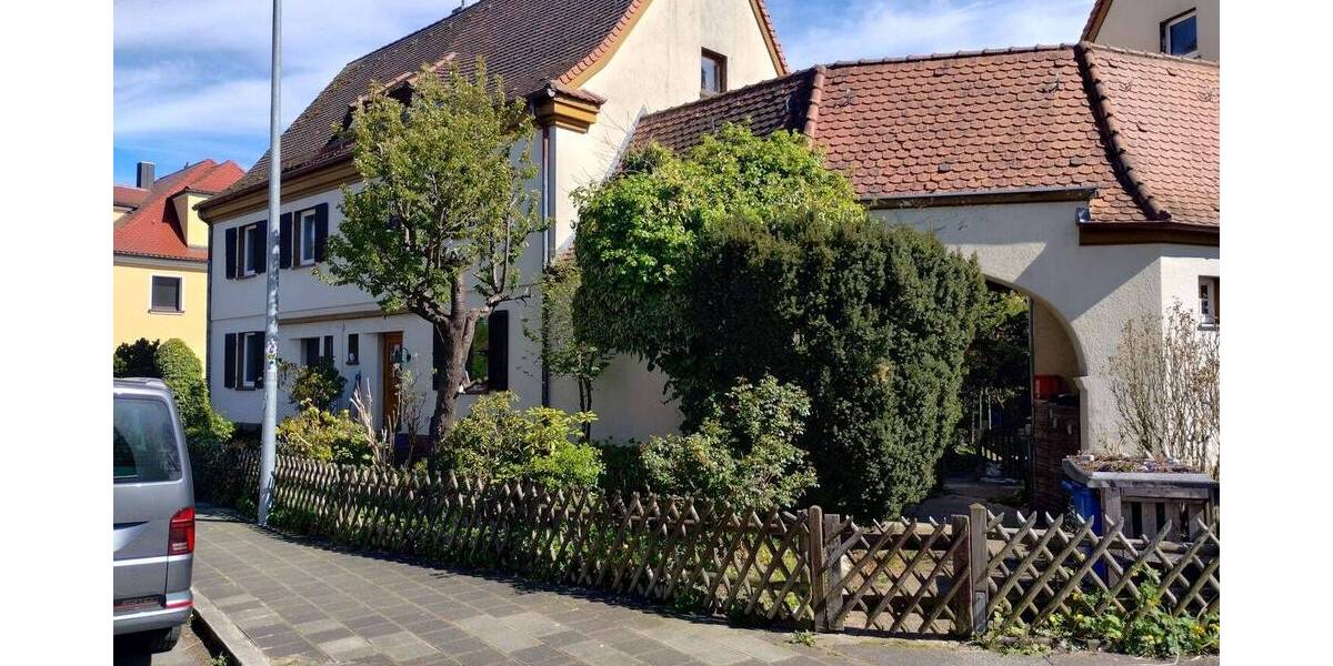 Doppelhaushälfte Fürth Dambach - 7 Zimmer, 130 m&sup2;, 499.000&euro; | Angebot:26218231