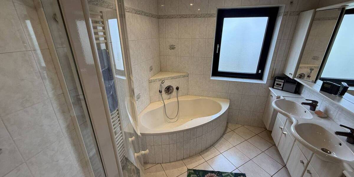 Einfamilienhaus Büchenbach Tennenlohe - 6 Zimmer, 174 m&sup2;, 629.000&euro; | Angebot:25983266