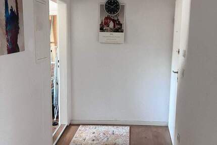 2er WG geeignet - Zentrumsnahe 2-Zimmer-Dachgeschosswohnung in 90443 Nürnberg 2 zimmer