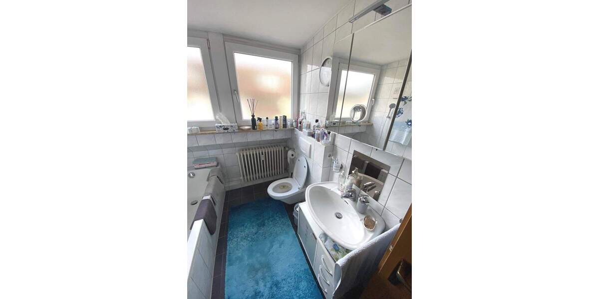 Vermietetes 2-Familienhaus im Nürnberger Süden 7 zimmer