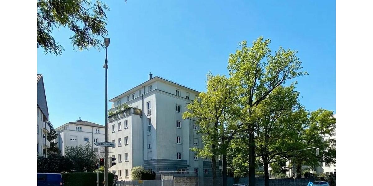 Moderne Terrassenwohnung mit großem Garten in Erlenstegen 3 zimmer