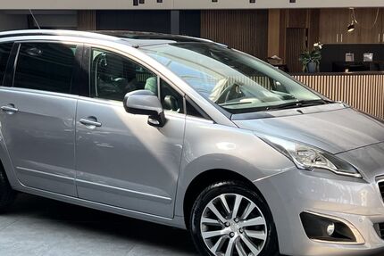 Peugeot 5008 93.762 km 6.740 &euro; Cadolzburg bei Nürnberg 90556