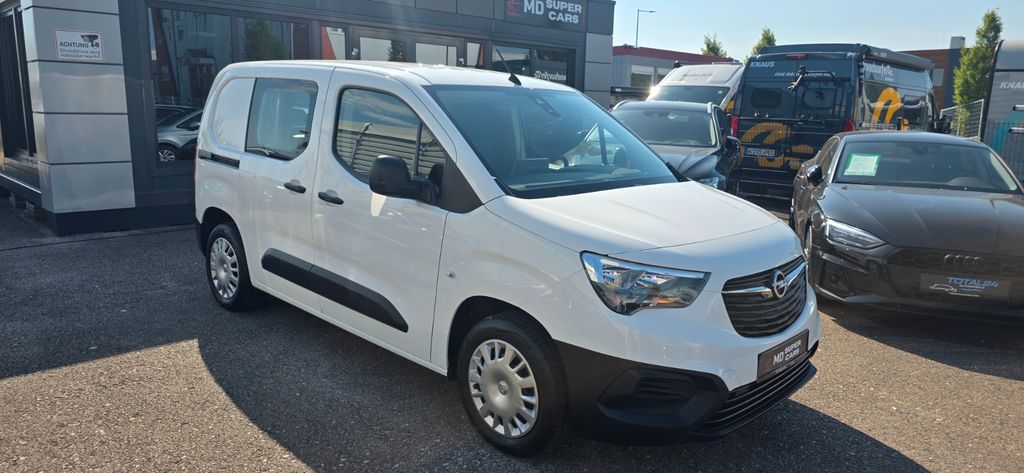 Opel Combo 110.439 km 10.900 &euro; Fürth 90763