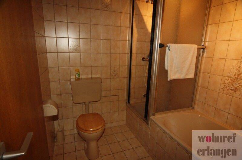 Mehrfamilienhaus, Wohnhaus Nürnberg Großgründlach - 4 Zimmer, 110 m&sup2;, 1.590&euro; | Angebot:26376789