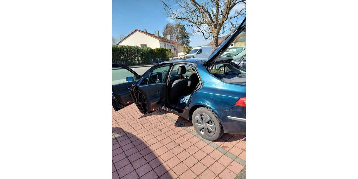 Renault Laguna 213.000 km 1.600 &euro; Erlangen 91052