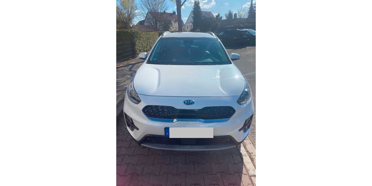 Kia Niro 88.500 km 17.999 &euro; Nürnberg 90427