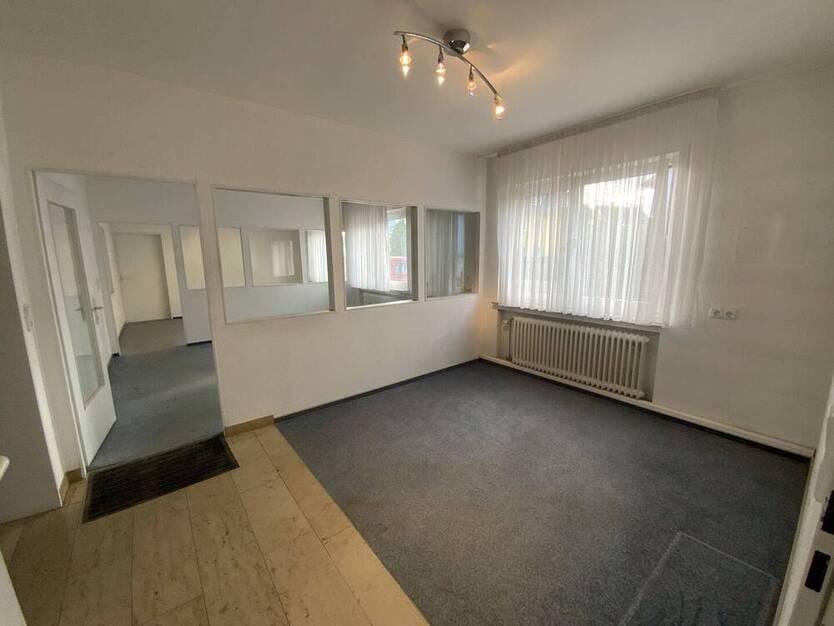 Großes Wohn- und Geschäftshaus in zentraler Lage in Forchheim