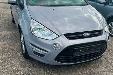 Ford S-Max 223.840 km 4.900 &euro; Fürth 90768
