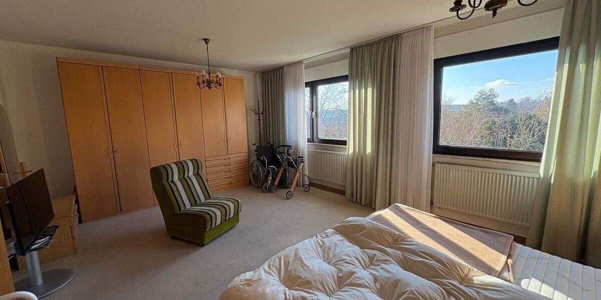 Großes Reihenendhaus in Reichelsdorf – nahe an der Stadt und doch eine grüne Oase 6 zimmer