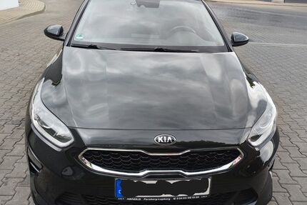 Kia ceed / Ceed 71.000 km 17.000 &euro; Stein 90547