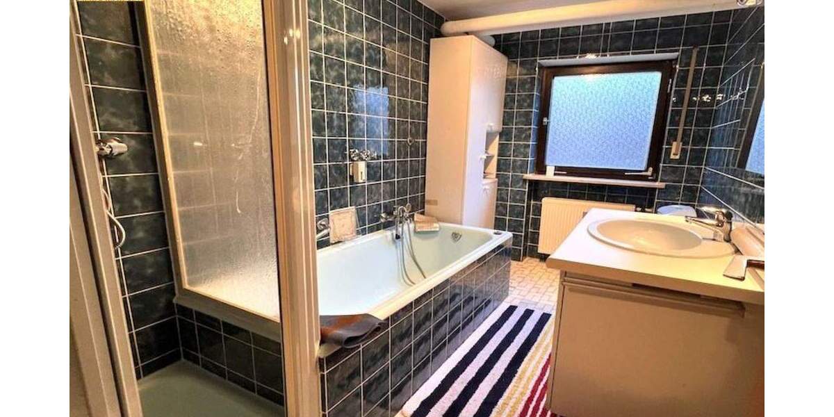Etagenwohnung Pyrbaum - 4 Zimmer, 111 m&sup2;, 379.000&euro; | Angebot:25662843