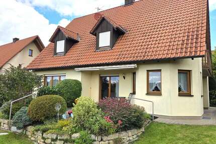 Haus Roßtal - 6 Zimmer, 162 m&sup2;, 849.000&euro; | Angebot:25273801