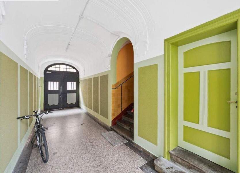 Nordstadt & mit Balkon! Freie und helle 3,5-Zimmer-Wohnung im 3.OG, neue Böden & Bad! Ruhige und zentrale Lage