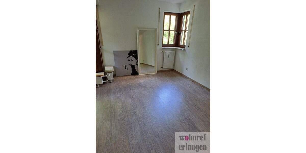 Etagenwohnung Buckenhof - 4 Zimmer, 93 m&sup2;, 1.250&euro; | Angebot:25153122