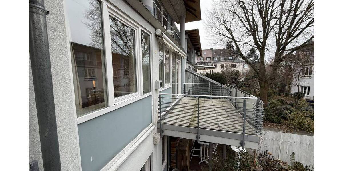 Etagenwohnung Nürnberg Gleißhammer - 4 Zimmer, 208 m&sup2;, 2.200&euro; | Angebot:26502648