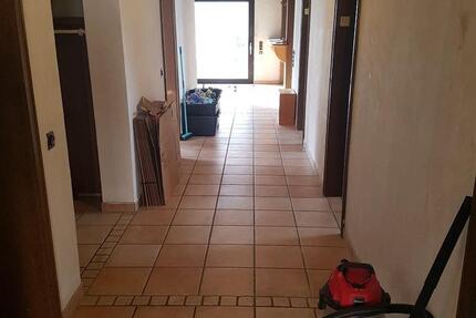 Wohnung Nürnberg Altenfurt - 5 Zimmer, 140 m&sup2;, 2.000&euro; | Angebot:26648183
