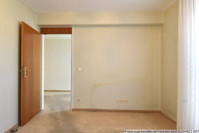 Etagenwohnung Nürnberg Langwasser - 4 Zimmer, 90 m&sup2;, 300.000&euro; | Angebot:26916872