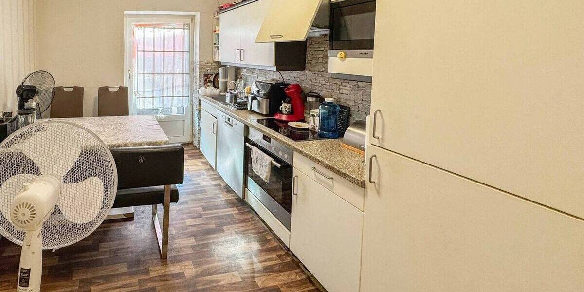 Dreifamilienhaus in Nürnberg - Gestaltungspotenzial inklusive! Toplage in Nürnberg Zerzabelshof! 6 zimmer