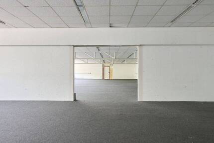 Lagerhalle im Norden plus Büro im 1. OG - All-in-Miete zimmer