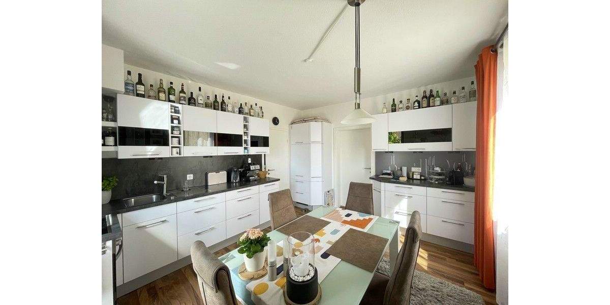 WOW!!! Traumhafte 3,5-Zimmer-Maisonette-Wohnung mit toller Ausstattung und Stellplatz in Nürnberg 3 zimmer