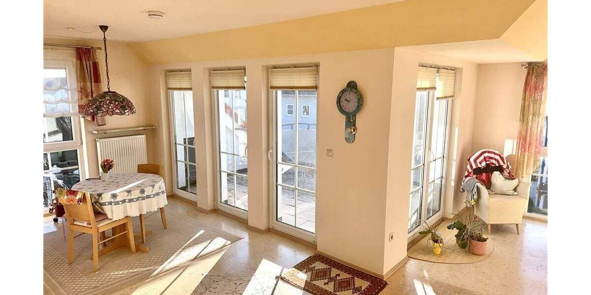 Etagenwohnung Winkelhaid - 2 Zimmer, 77 m&sup2;, 227.000&euro; | Angebot:25695528