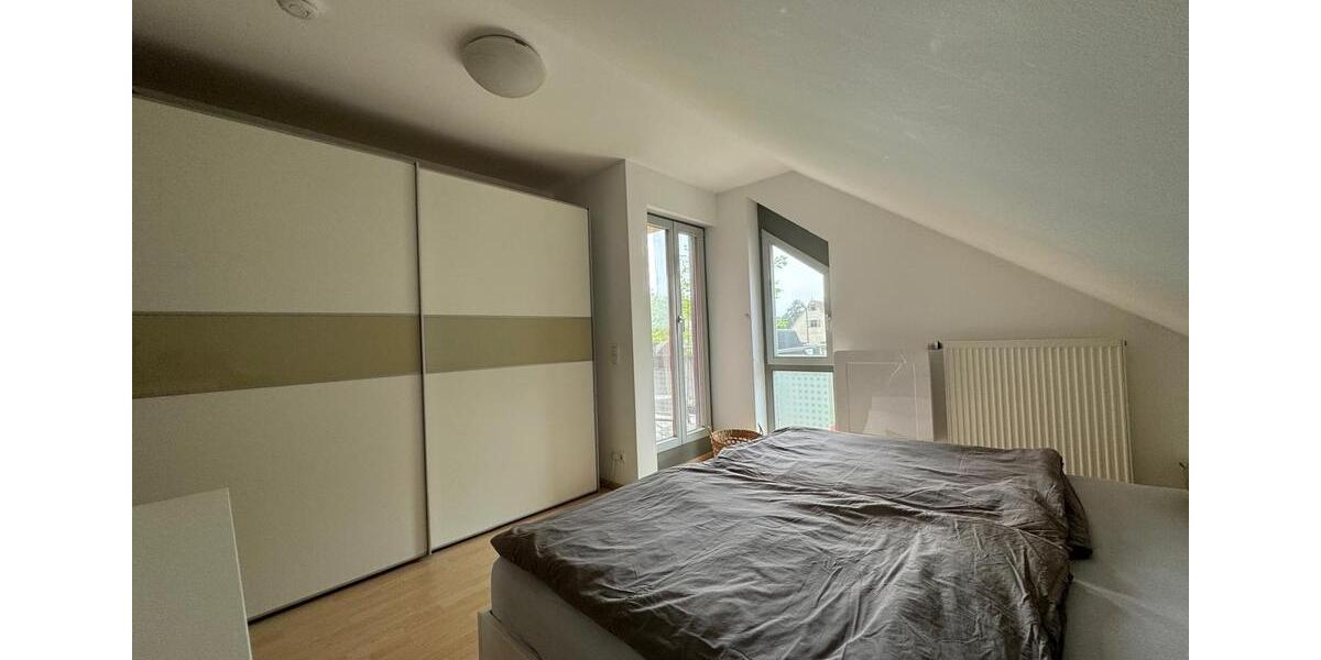 Dachgeschoßwohnung Erlangen Bruck - 3 Zimmer, 83 m&sup2;, 450.000&euro; | Angebot:26071666