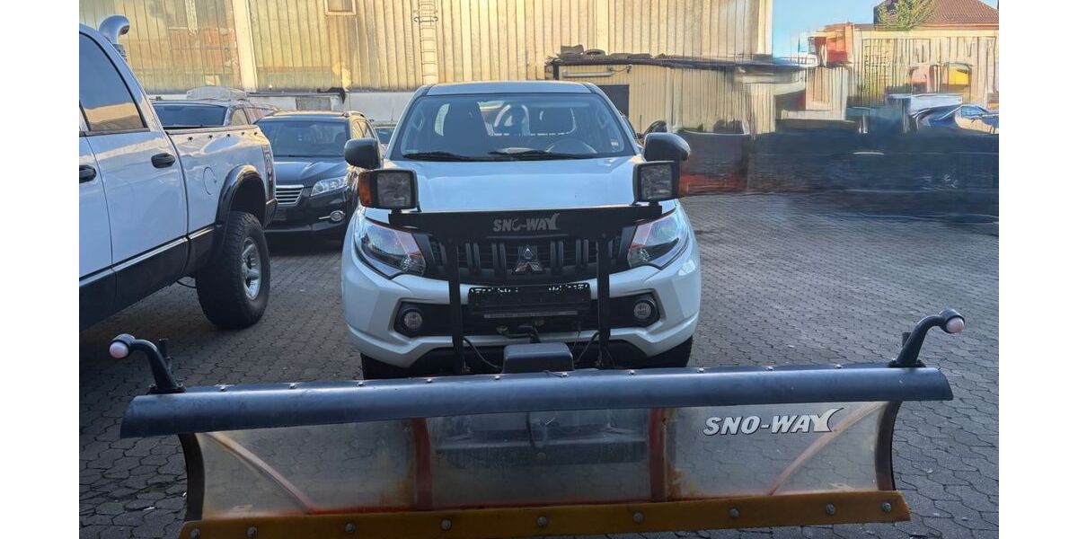 Mitsubishi L200 95.000 km 16.900 &euro; Großhabersdorf 90613