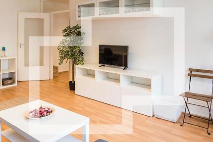 Schöne 2-Zimmer-Wohnung mit Balkon in Nürnberg zimmer