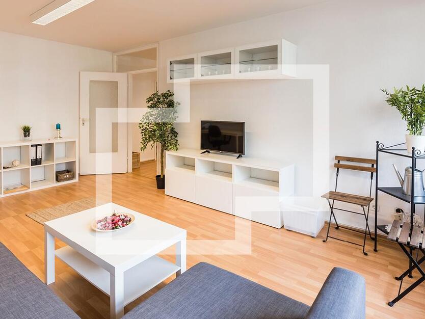 Schöne 2-Zimmer-Wohnung mit Balkon in Nürnberg zimmer