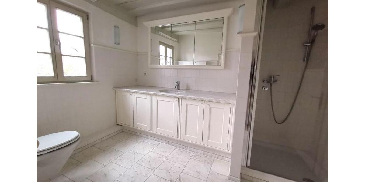 Historische Haushäfte mit Charme 6 zimmer