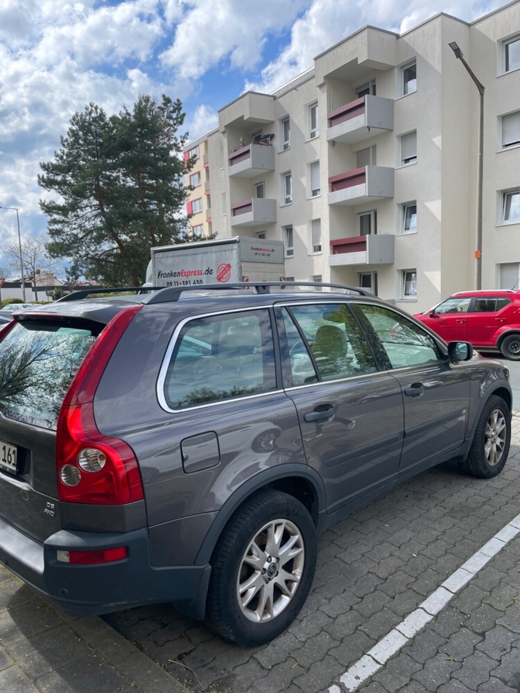 Volvo XC90 274.050 km 4.680 € Fürth 90744